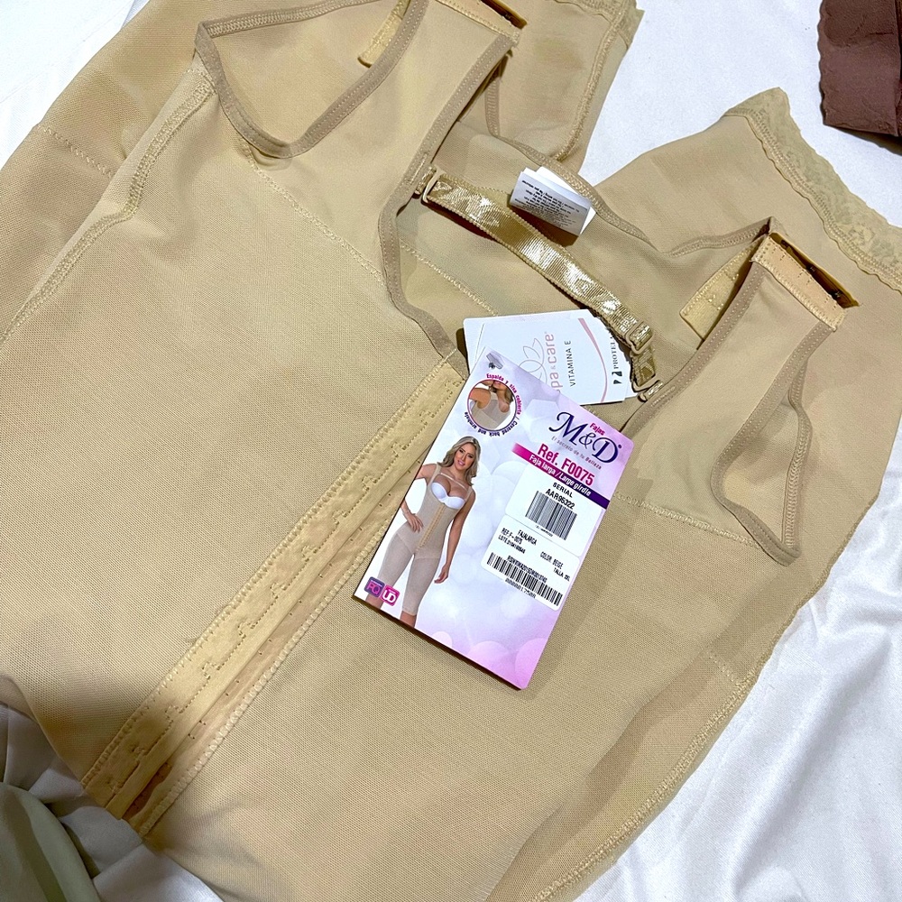 Girdle from Fajas M & D.